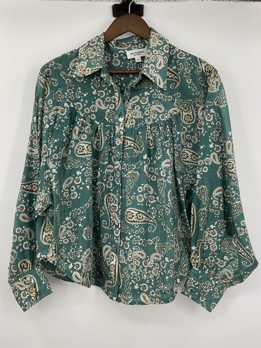 eesome Green Paisley Casual Button-Down Shirt